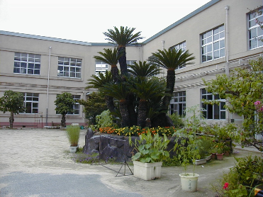 東大阪市立石切小学校